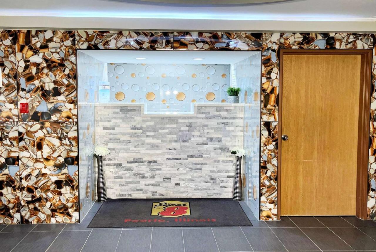 Super 8 By Wyndham Peoria Motell Exteriör bild